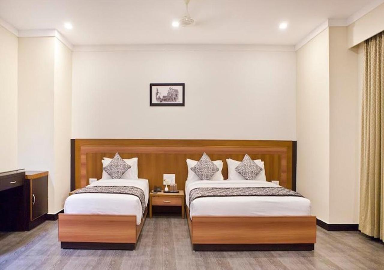 Comfy Luxury Hotel バンガロール エクステリア 写真