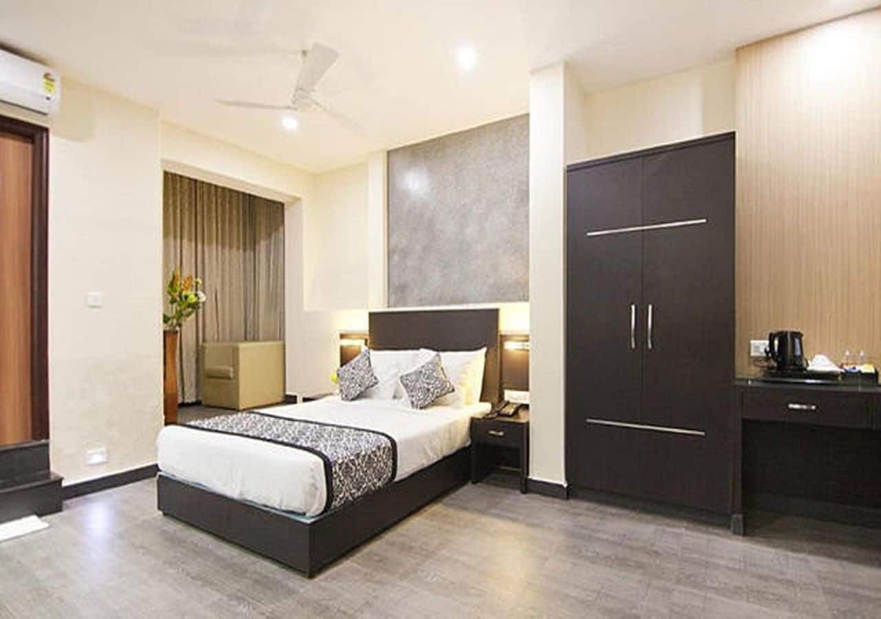 Comfy Luxury Hotel バンガロール エクステリア 写真