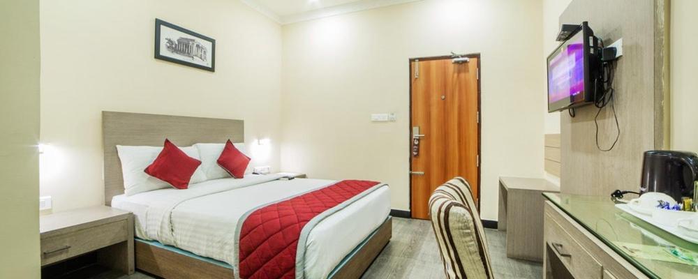 Comfy Luxury Hotel バンガロール エクステリア 写真